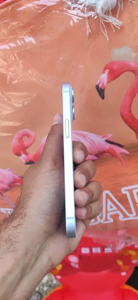 Продам iPhone 15