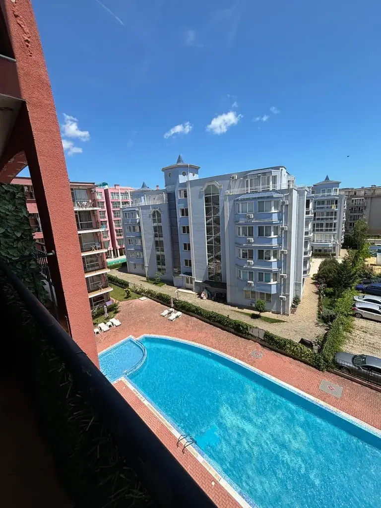 Продается СТУДИЯ в центре курорта Солнечный Берег.