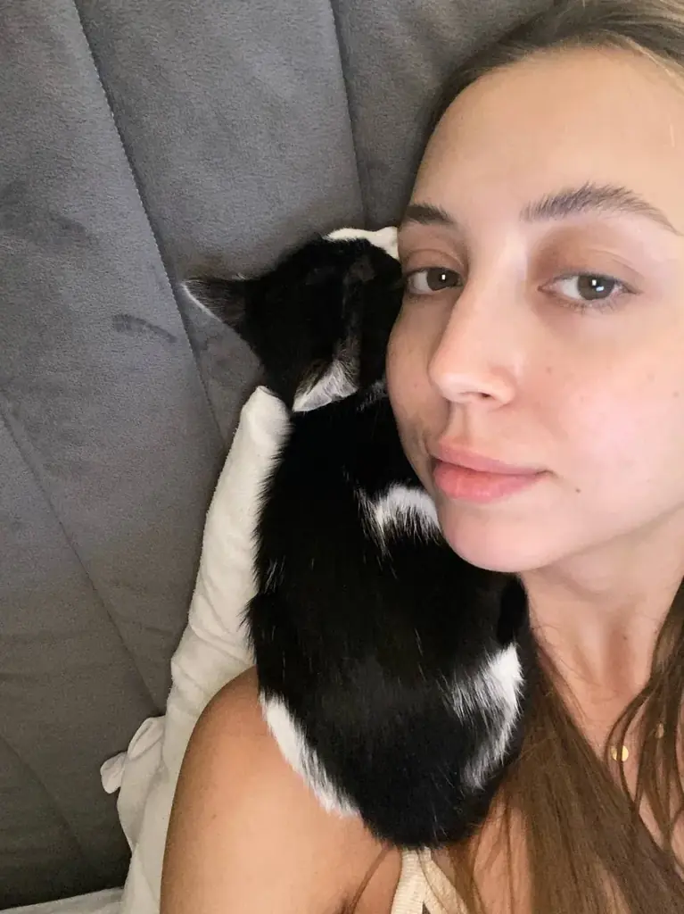 🐱ИЩУ ДОМ ДОБРЕЙШЕЙ ДЕВОЧКЕ НА СВЕТЕ🐾🙏🏻