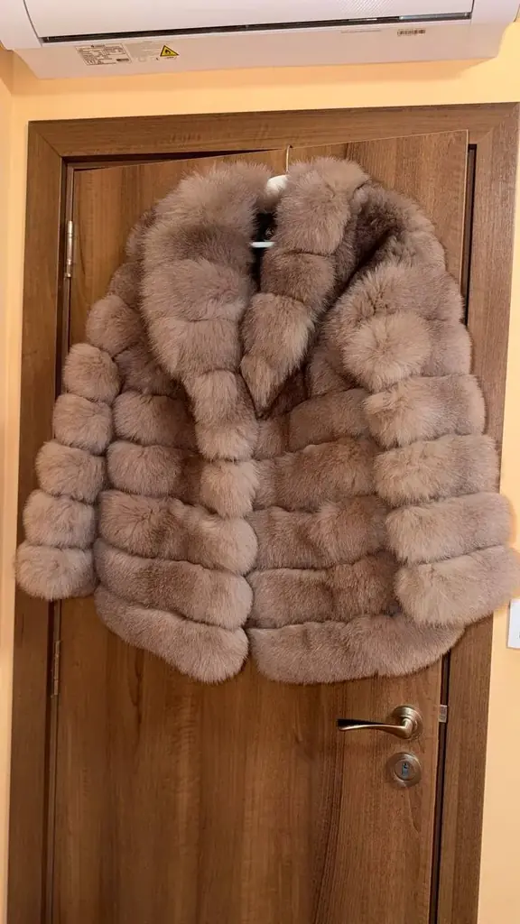 Продам шубу из натурального песца!