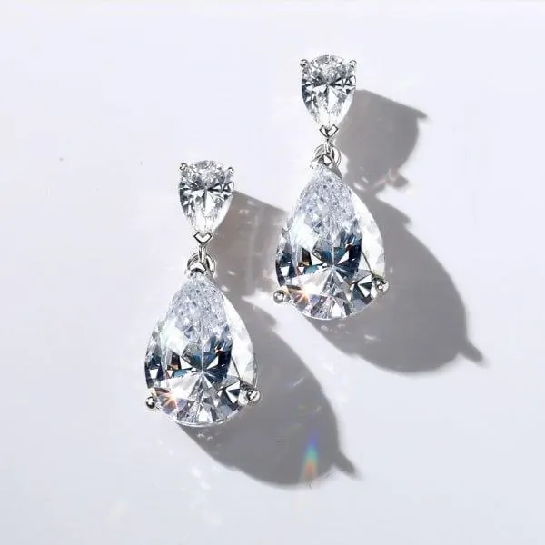 Продам серьги натуральное серебро 925 пробы по 18 евро, Несебр