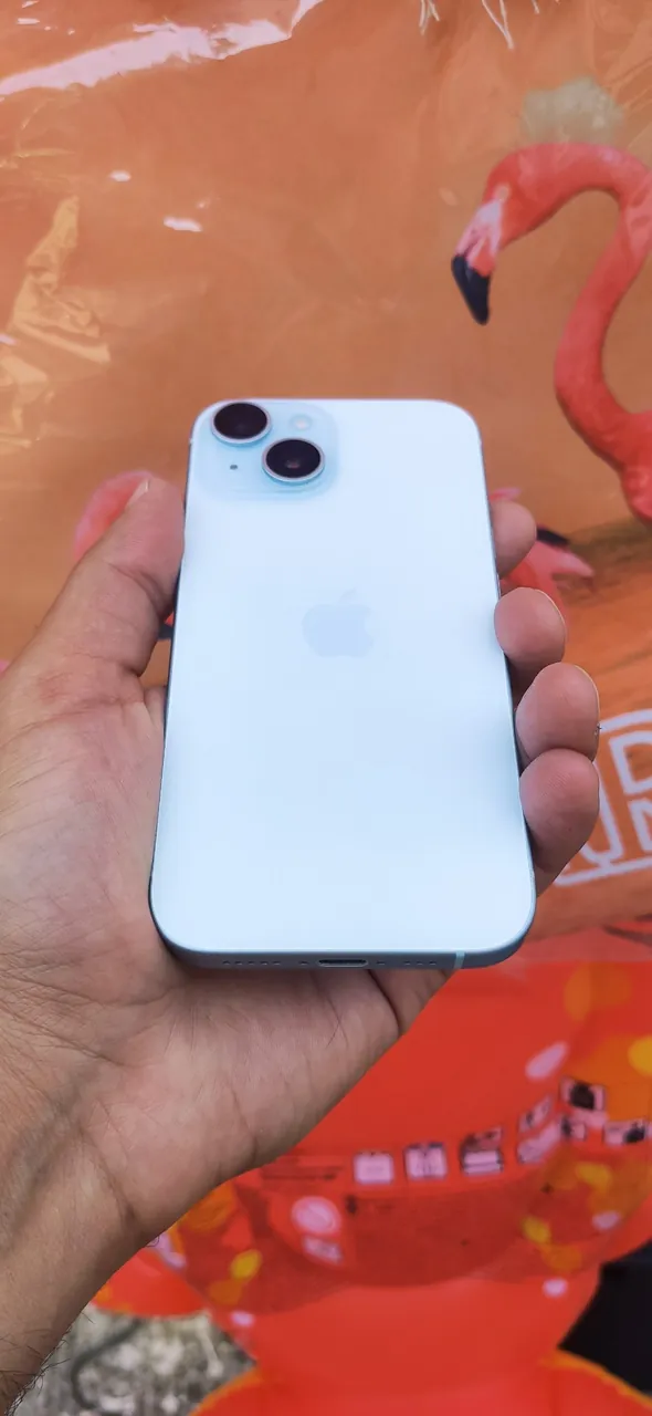 Продам iPhone 15