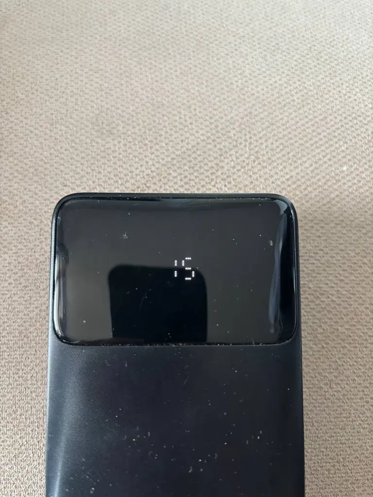 Вздутый power bank, 1€ Солнечный берег
