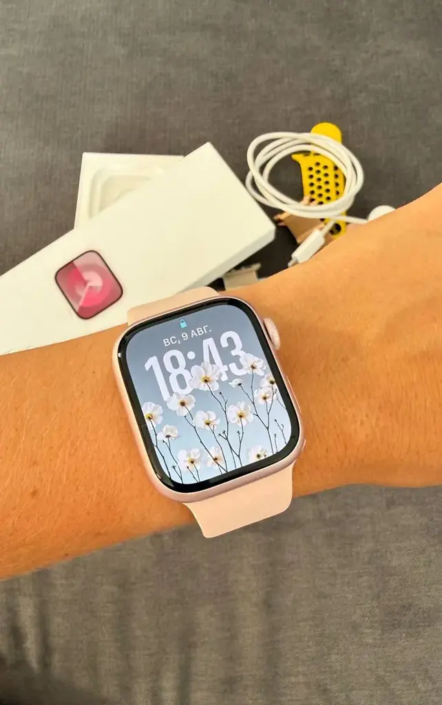 Продам Apple Watch Series 9