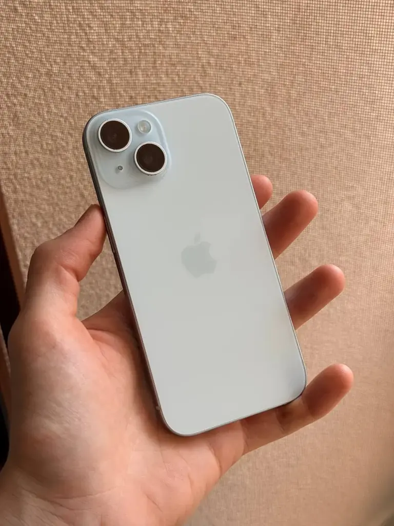 📱iPhone 15 на 128 GB Blue — Шикарное состояние!