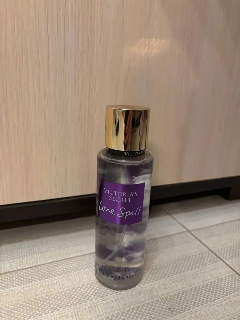 Victoria’s Secret парфюмированая вода для тела новая 7€, Солнечный берег