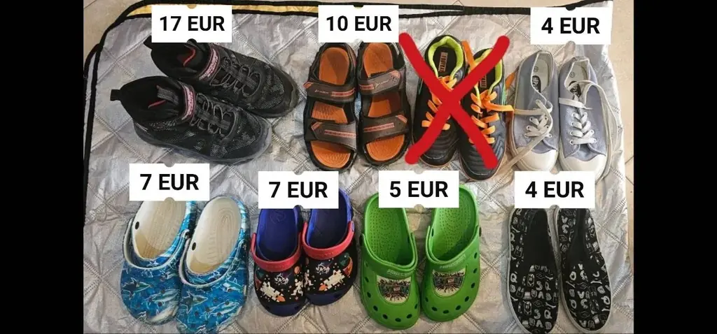 Продам детскую фирменную и