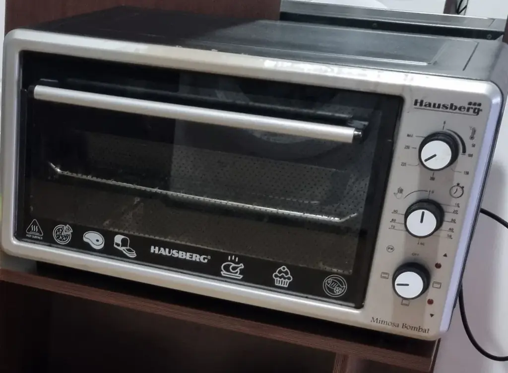 Продам электродуховку Hausberg HB-8000P 48 л