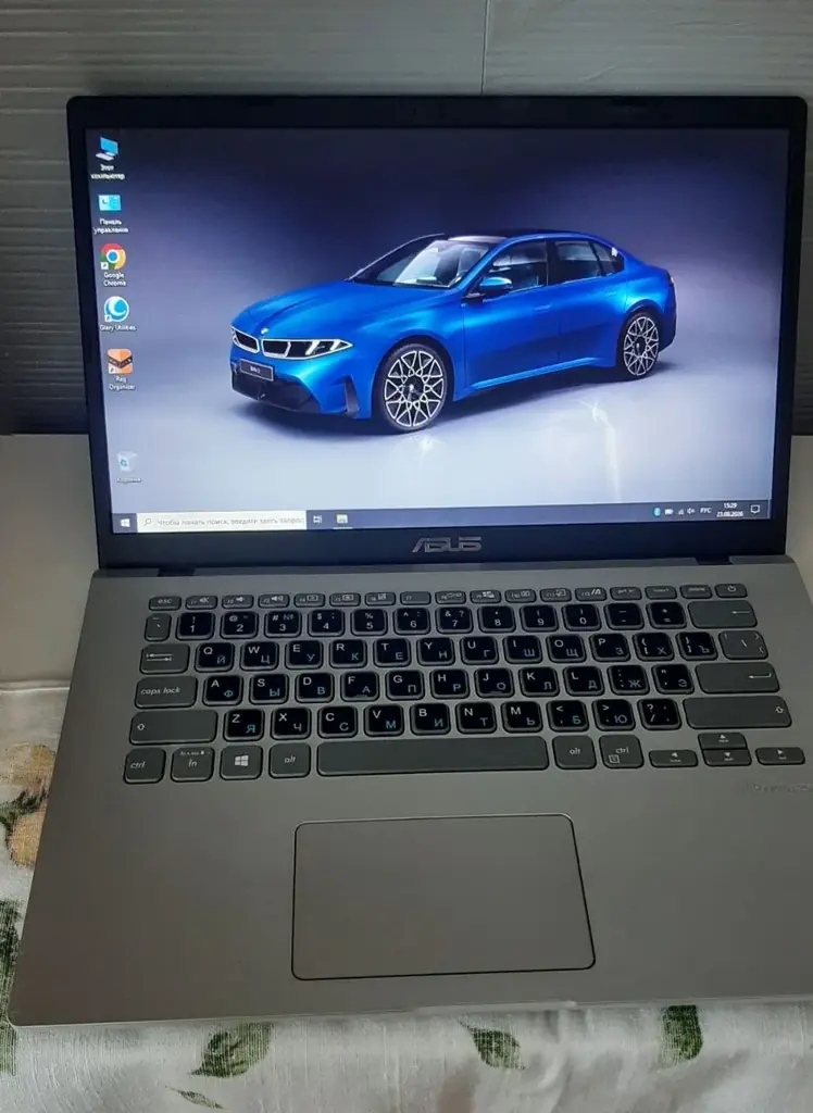 Продам ноутбук 14" Asus X409FA, ОЗУ ddr4 12gb, диск накопитель SSD 256gb, батарея 3 часа, есть блок…