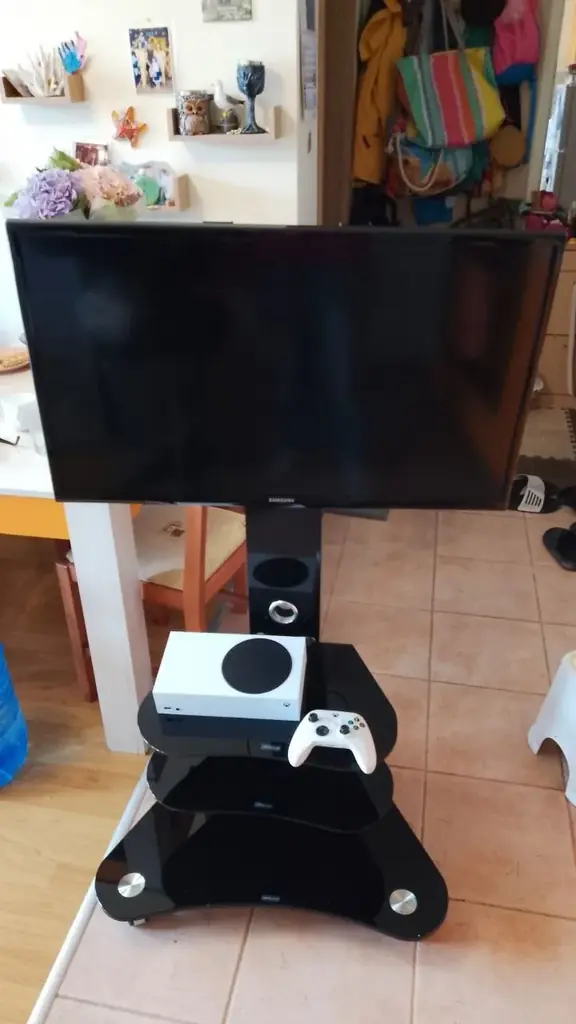 📺 Телевизор Samsung 32" — 70 €