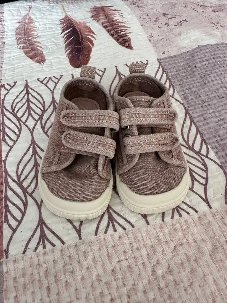 Продам макасины ZARA
