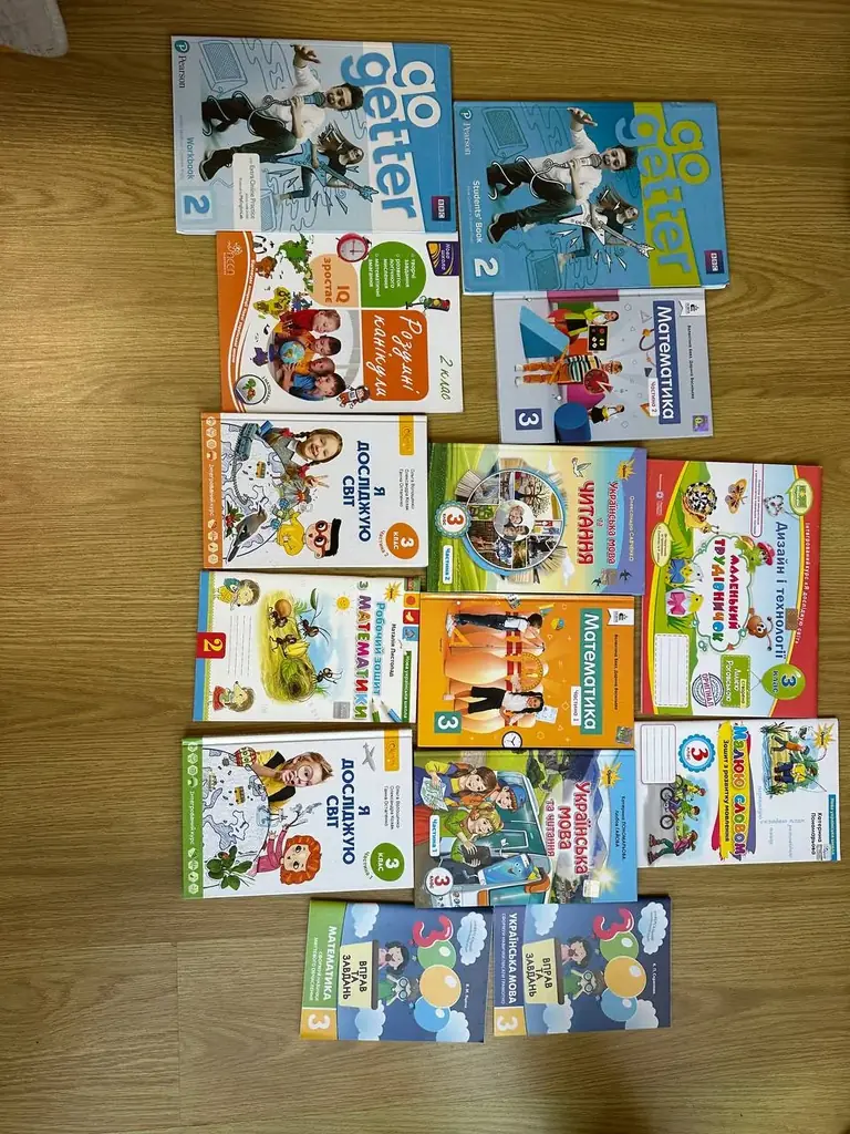 Продам новые книжки и тетради, Несебр