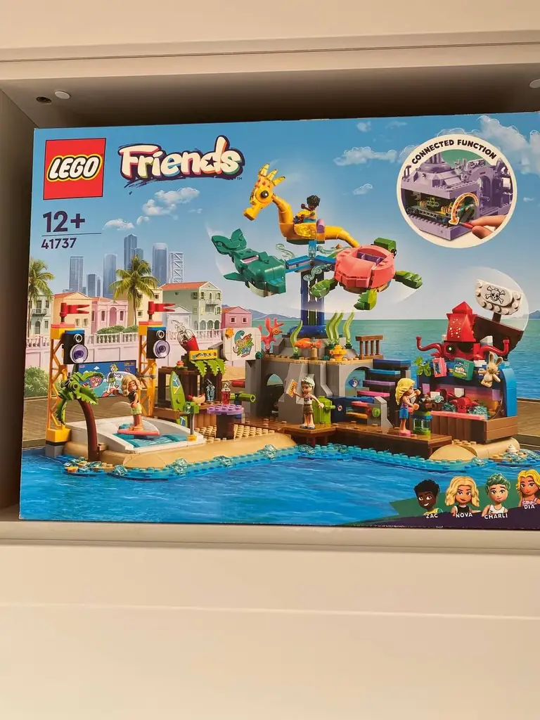 Новый LEGO — идеальный подарок! ✨