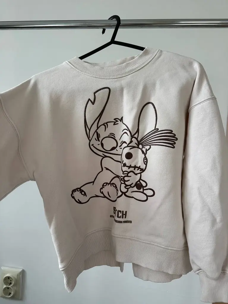 Продам кофты zara,размер 9лет (140см) по 5€, Несебр