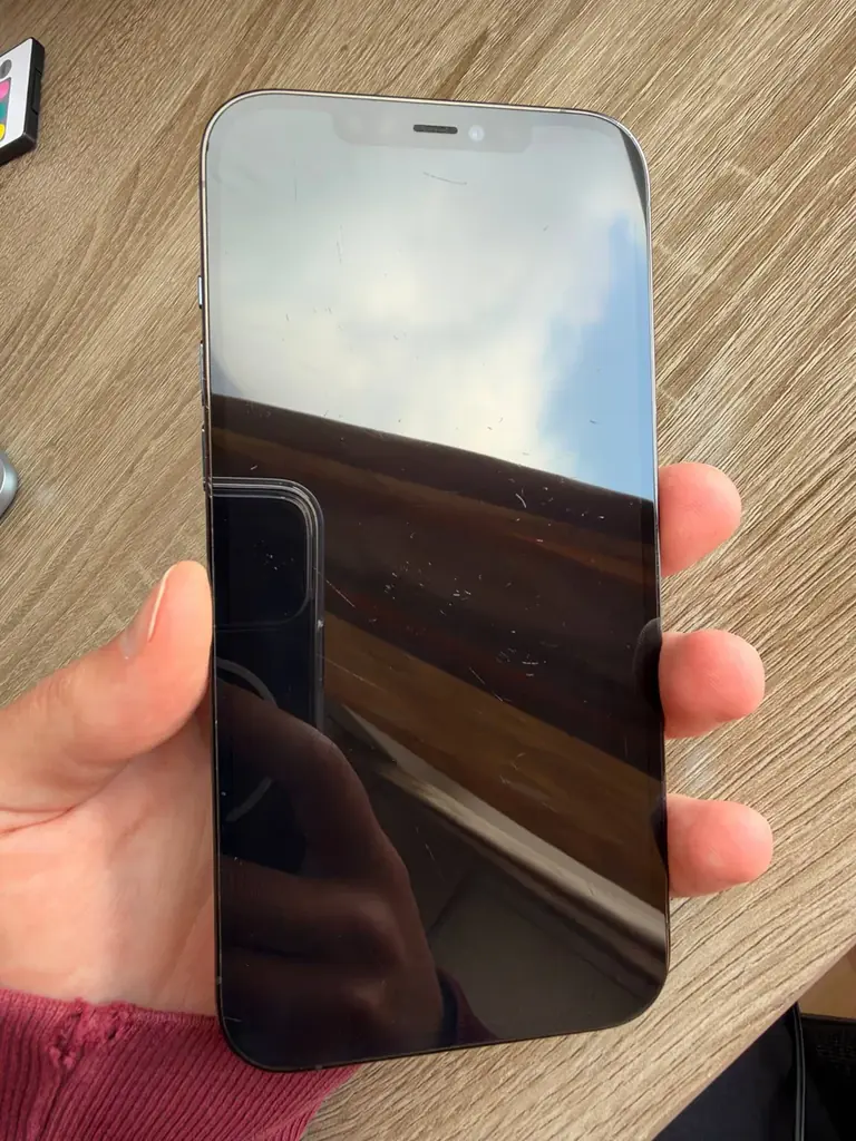 iPhone 12 Pro Max на 256 GB Sim + Esim