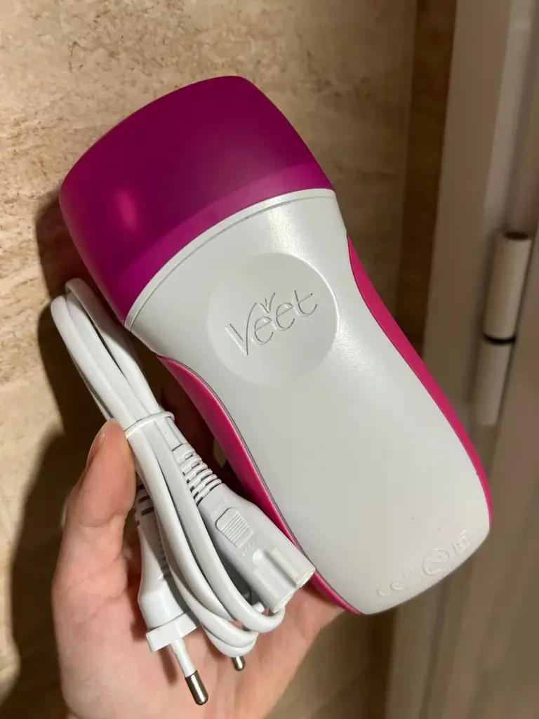 Продам электрический нагреватель для воска Veet EasyWax (система для роликовой депиляции).