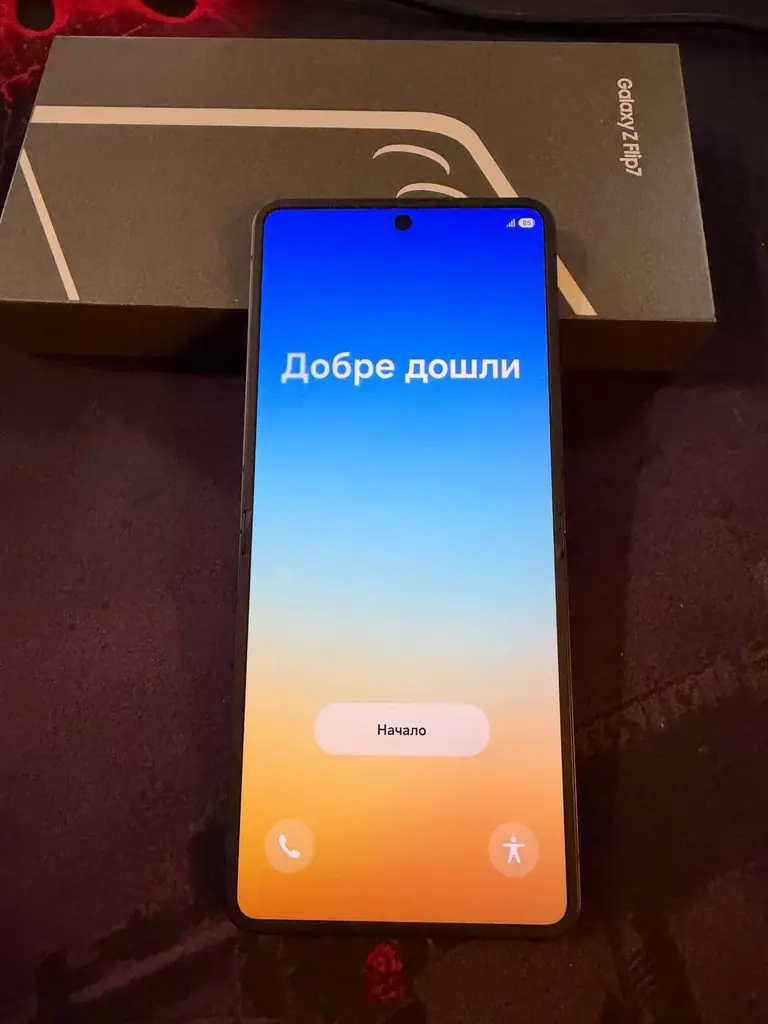 Samsung Galaxy Z Flip 7 512GB — Jet Black