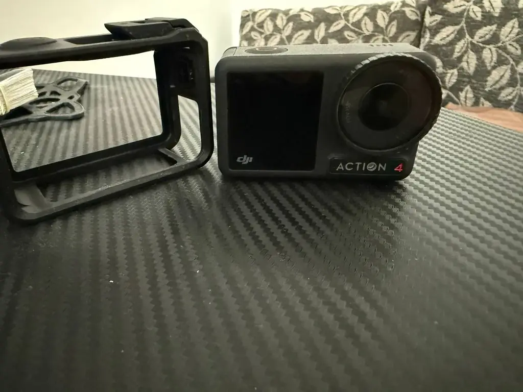 Продаю экшн-камеру DJI Osmo Action 4. Отлично подходит для съёмки путешествий, спорта, активного от…