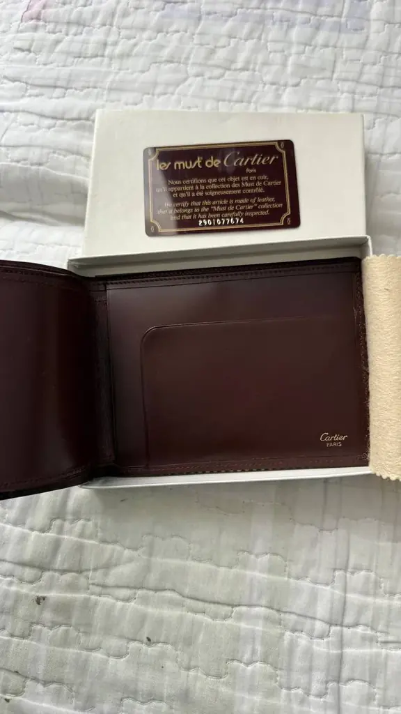 👜 Кошелёк Cartier — 200€