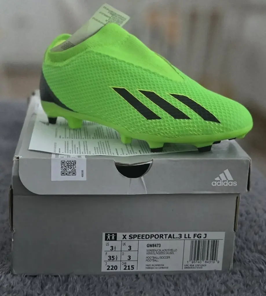 Продам новые оригинальные футбольные бутсы Adidas X Speedportal.3 LL FG J (Размер 35.5)