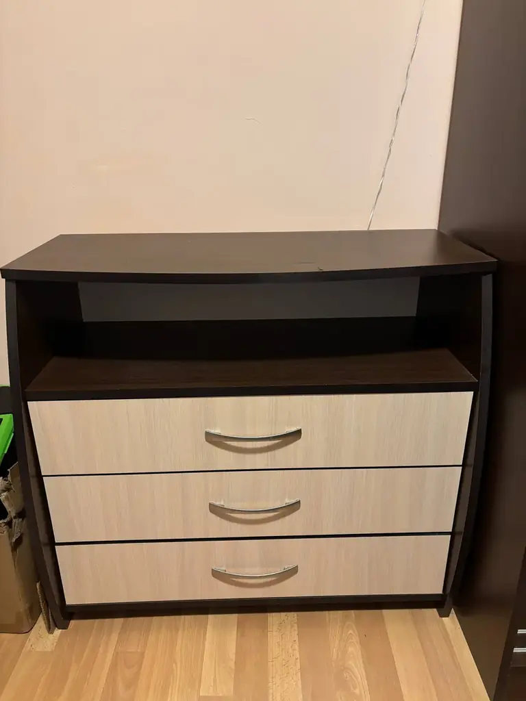 Комод 35€. Солнечный берег самовывоз