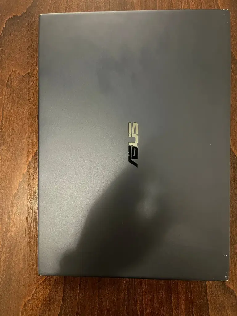 Ноутбук Asus ExpertBook P2451FA. Процессор i5 10-поколения, 24 ОЗУ, 240 SSD. Износ батареи(32%, дер…