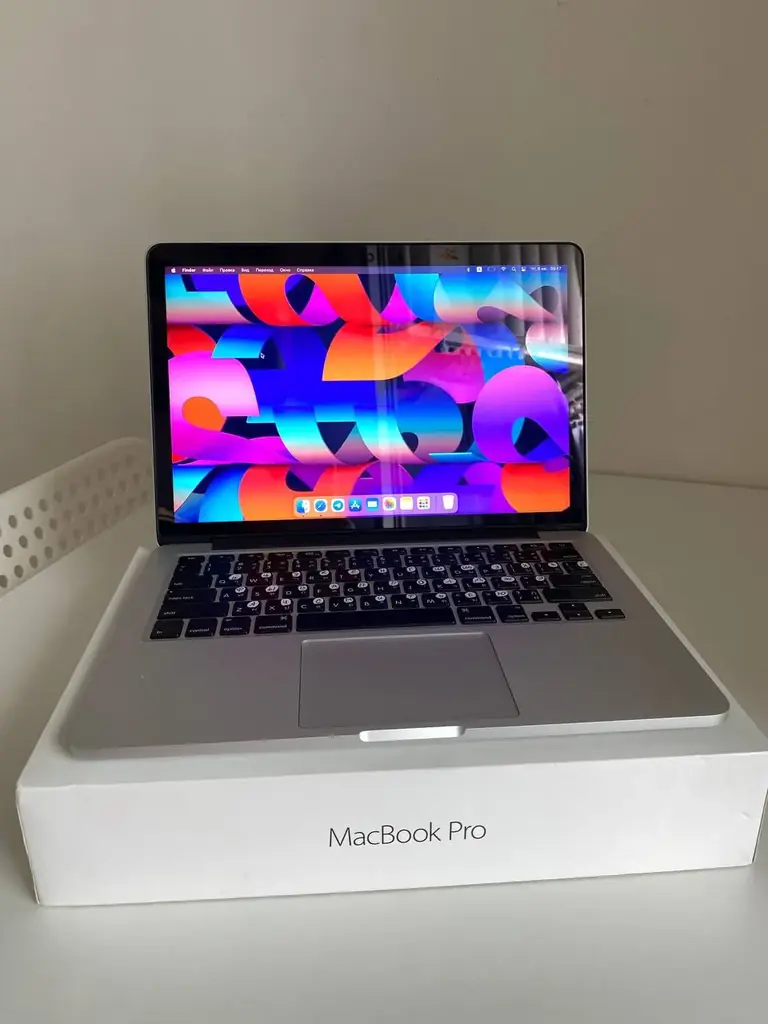 Продаю MacBook Pro Retina 13” Early 2015 в очень хорошем состоянии.