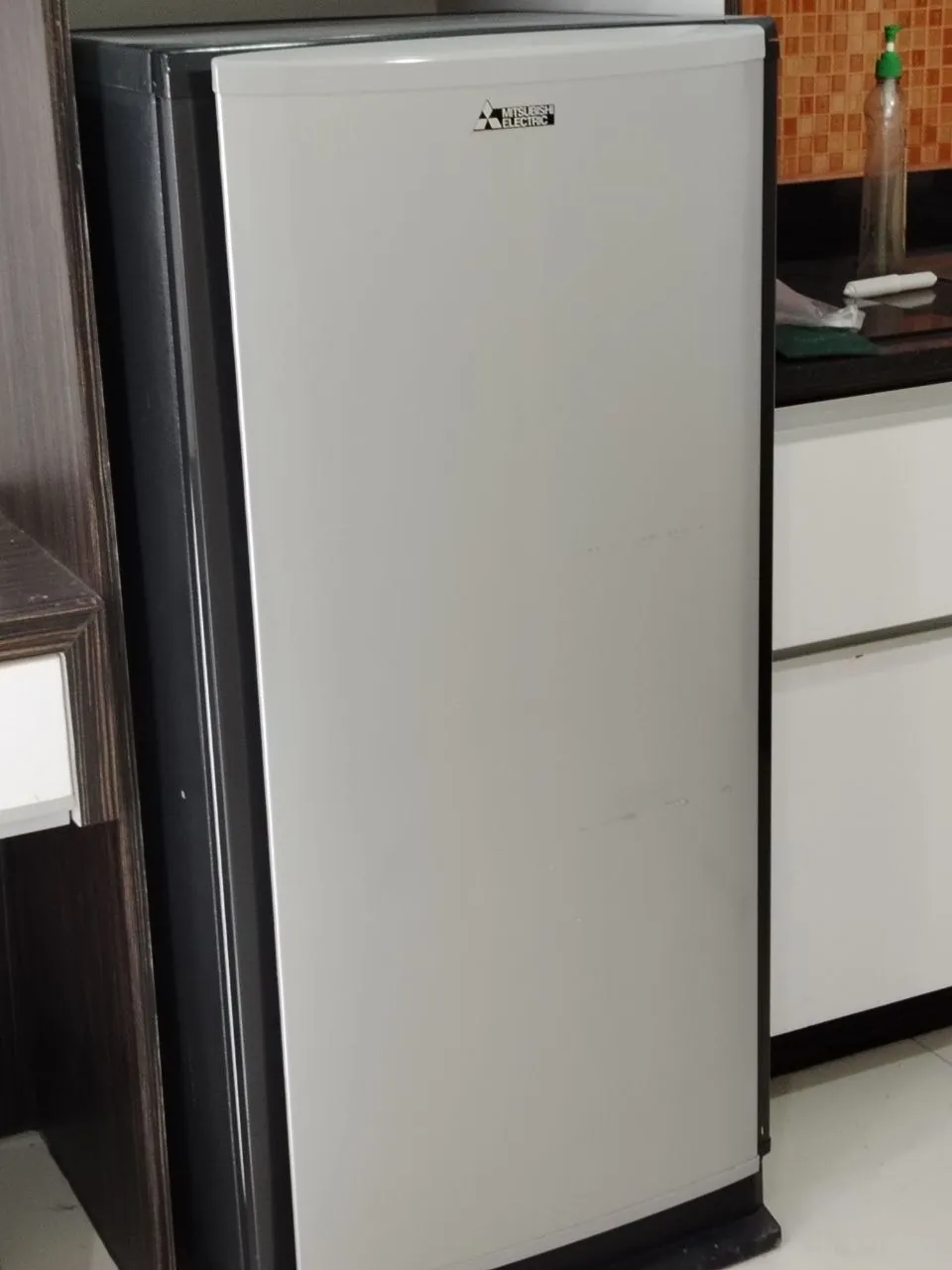 Продам холодильник, цена 1200 В, самовывоз