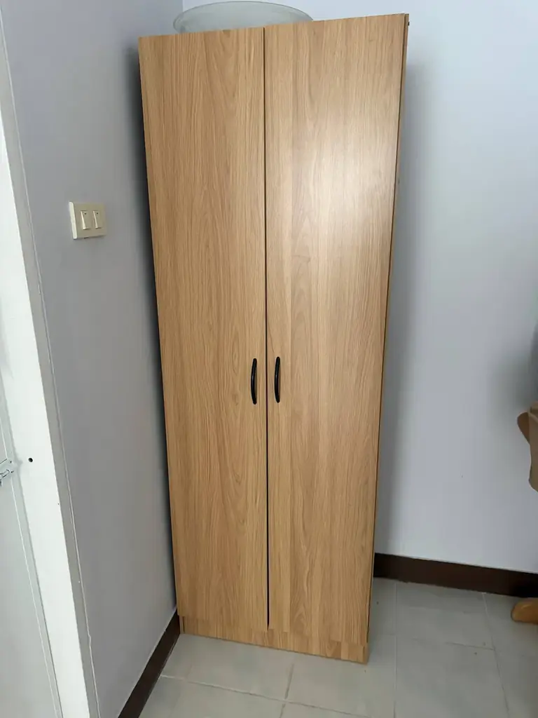Шкаф - 2000 ฿
