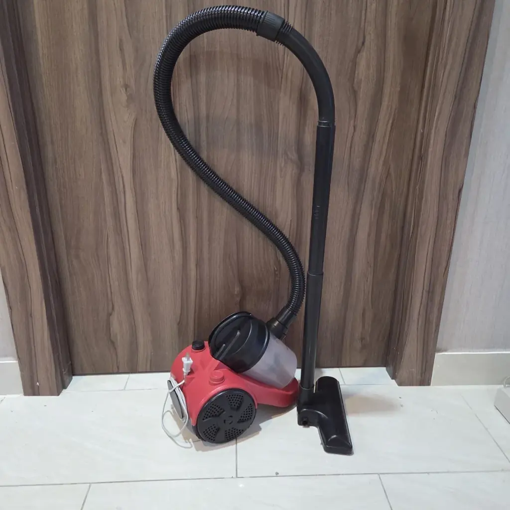 Продам пылесос Muzizhi Vacuum Cleaner 1000W как новый. 150 бат центральная паттая.