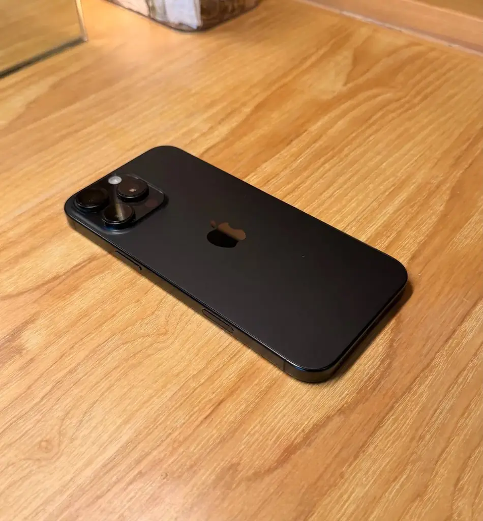 📱 iPhone 16 Pro Max 256 GB Black Titanium