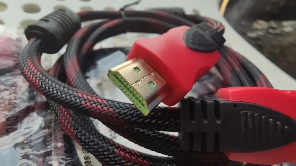 Продам HDMI кабель 1,5 м (версия 1.4).