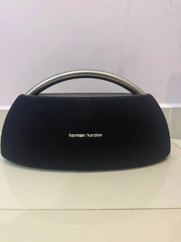 колонка Harman Kardon Go + Play -  покупали за 5000 бат.