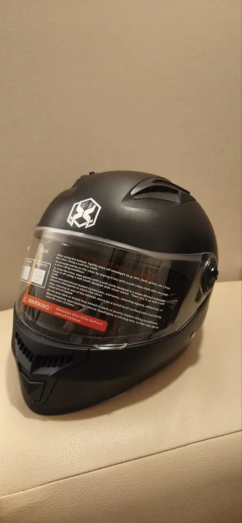 Продам шлем, абсолютно новый, full face. 500 бат