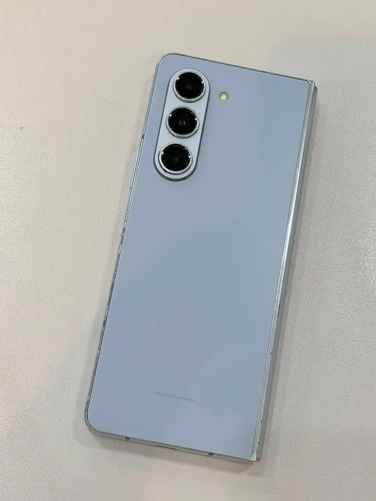 Продам Samsung Fold 5, 256 ГБ
