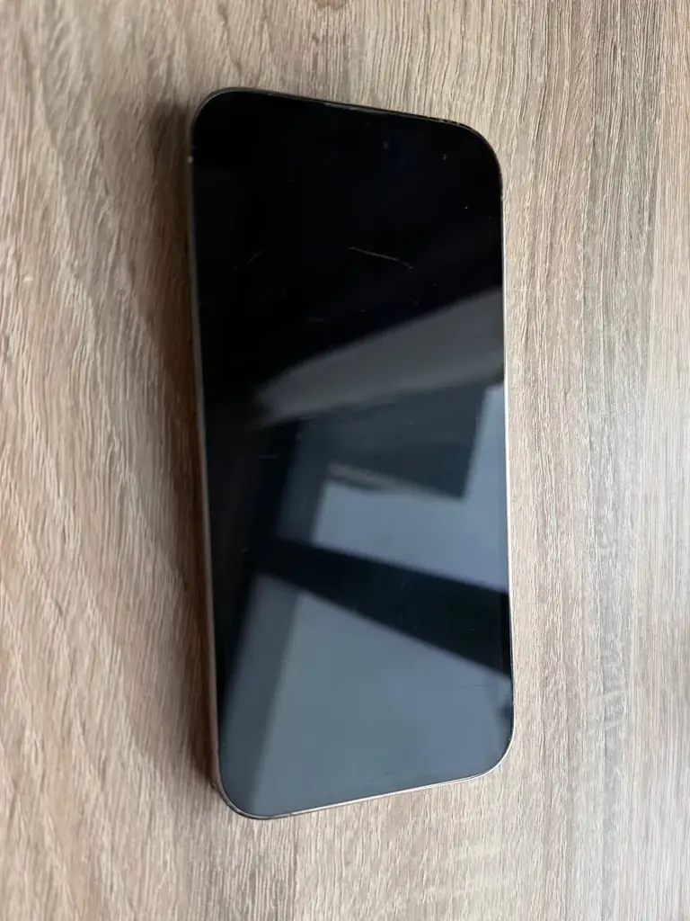 iPhone 14 Pro 256 ГБ — 12 000 ฿ (возможен торг)