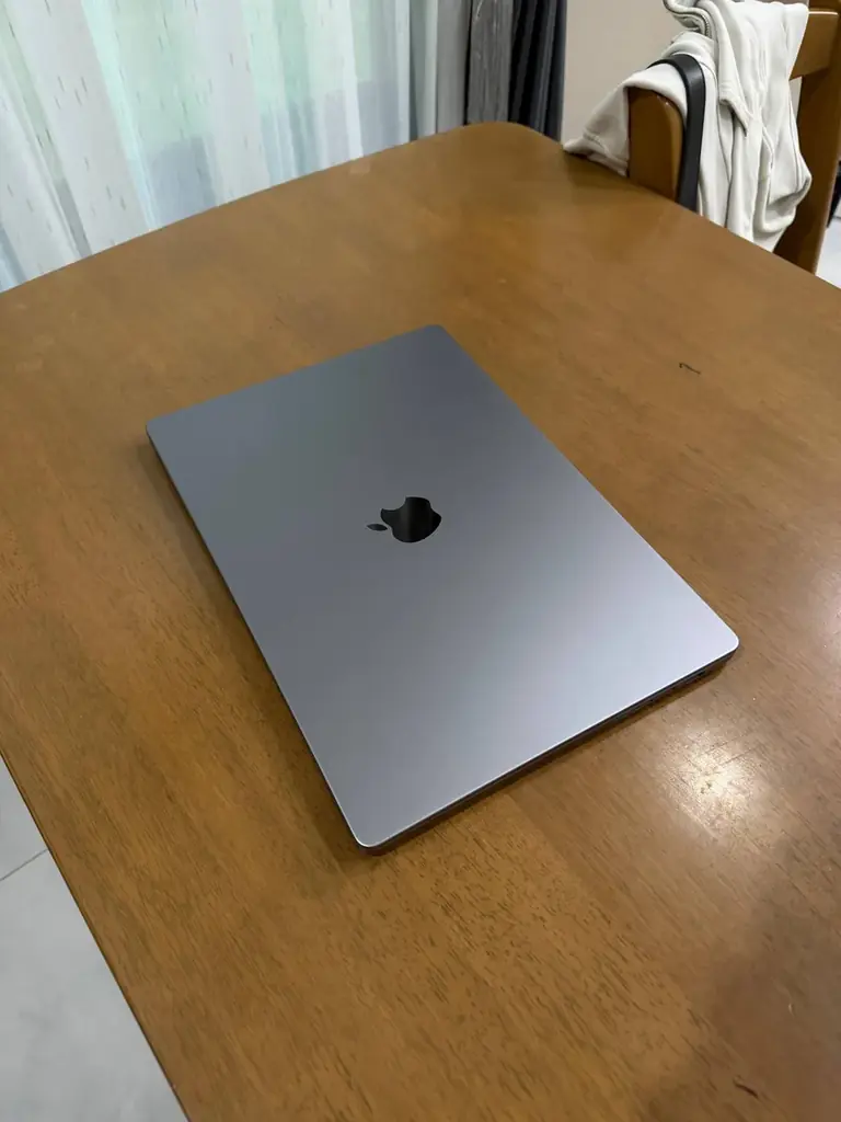 MacBook Pro 16” M1 Pro, 16 GB / 512 GB 2021