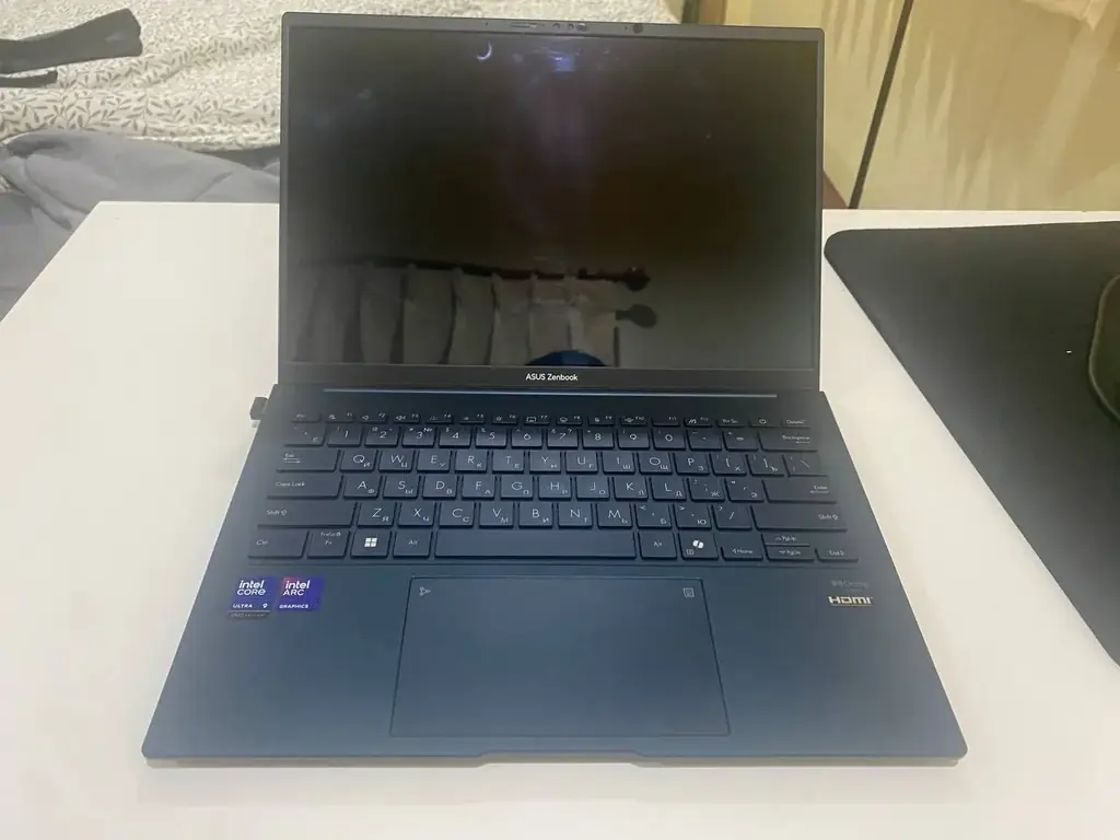 ASUS Zenbook 14 OLED (2025) — 42 900 ฿