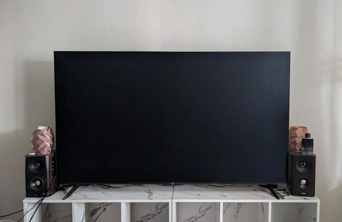 Продам телевизор TCL