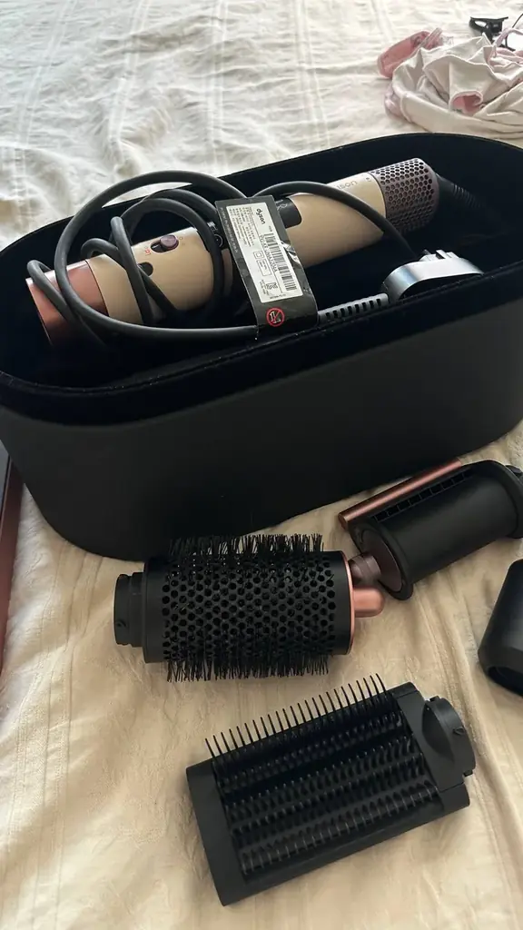Продаю Dyson Airwrap i.d.™ Multi-Styler and Dryer — Pink/Rose Gold