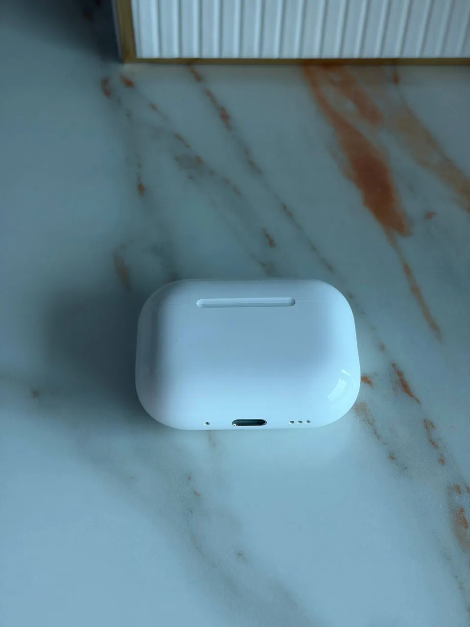 Продам Apple AirPods Pro 2 и AirPods Pro 3