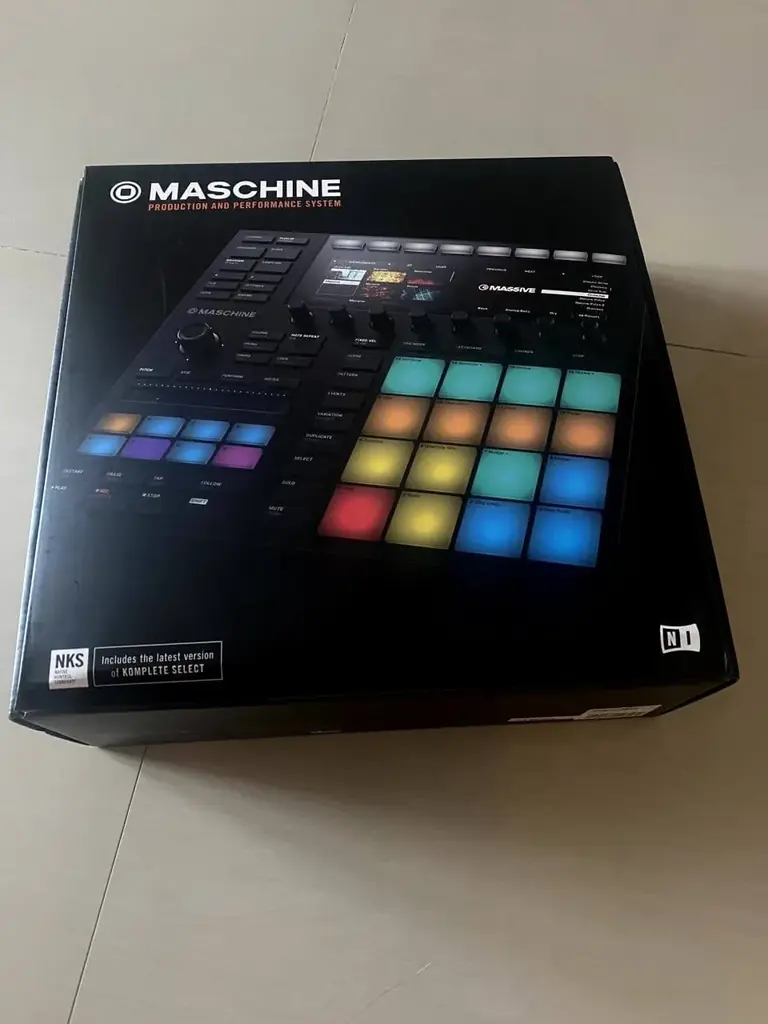 Продам Native Instruments Maschine Mk3 – 17 500 Baht