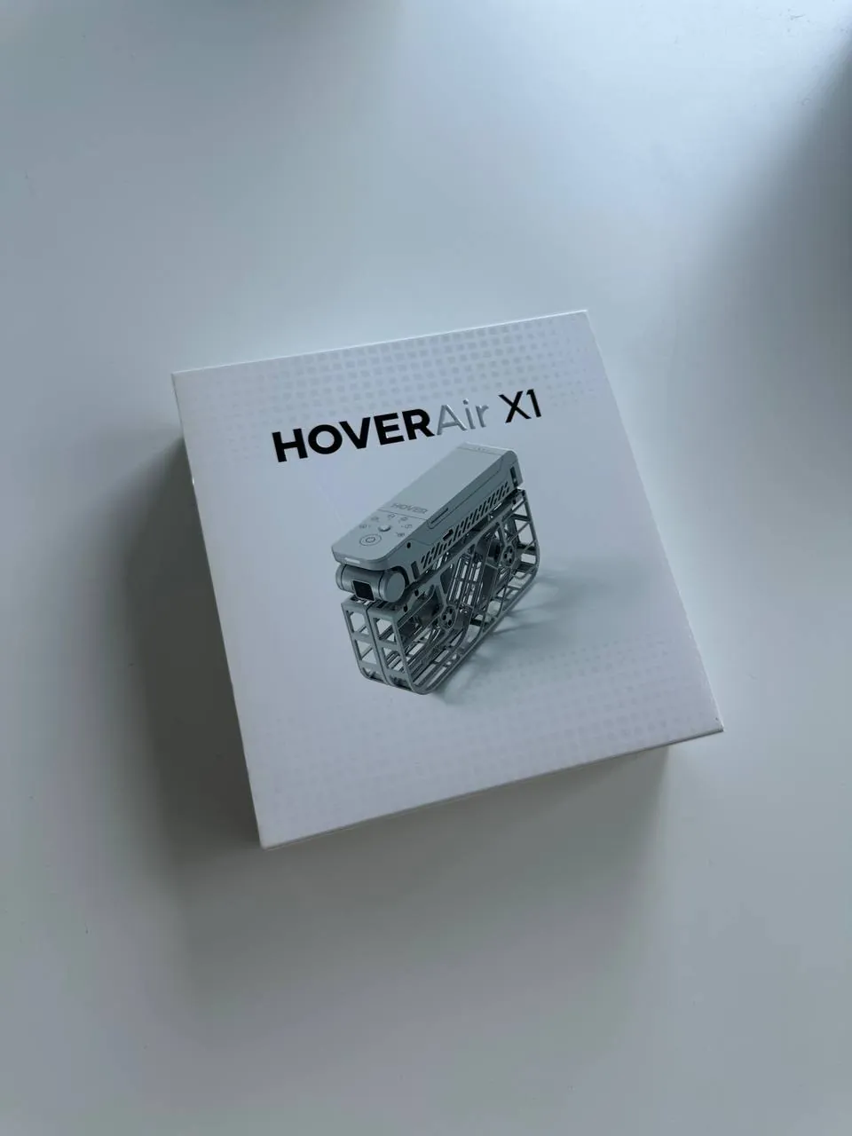 Продам дрон Hover Air X1 с камерой, ии следование за объектом, очень компактный