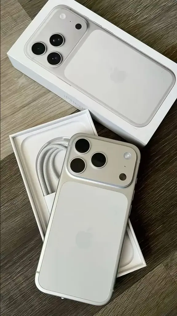 📱 Продаю iPhone 17 Pro Max, 256 GB 🤍