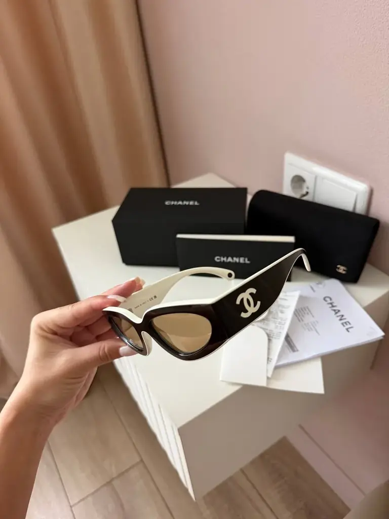 Продам свои оригинальные очки Chanel