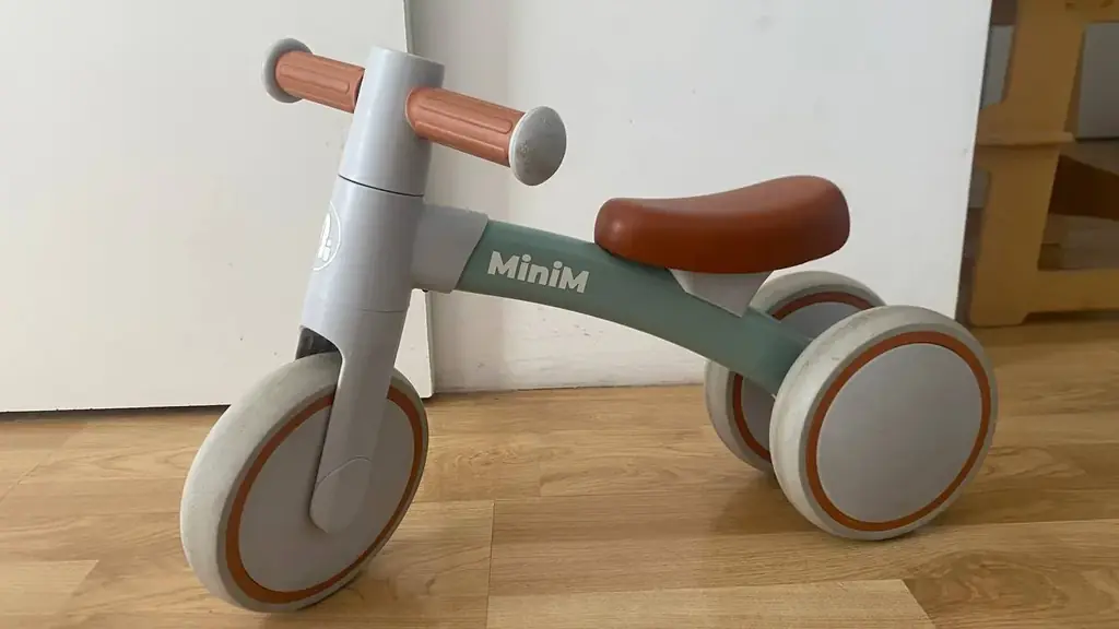 Продам беговел Minim в хорошем состоянии, катались по дому