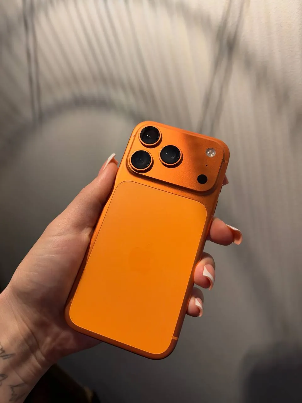 Продам iPhone 17 Pro — 1 ТБ