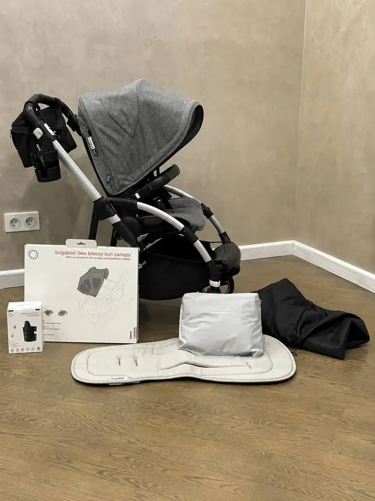 Продам коляску детскую прогулочную Bugaboo Bee6