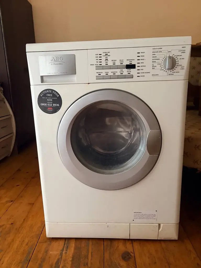 Стиральная машина AEG 16830 с сушкой
