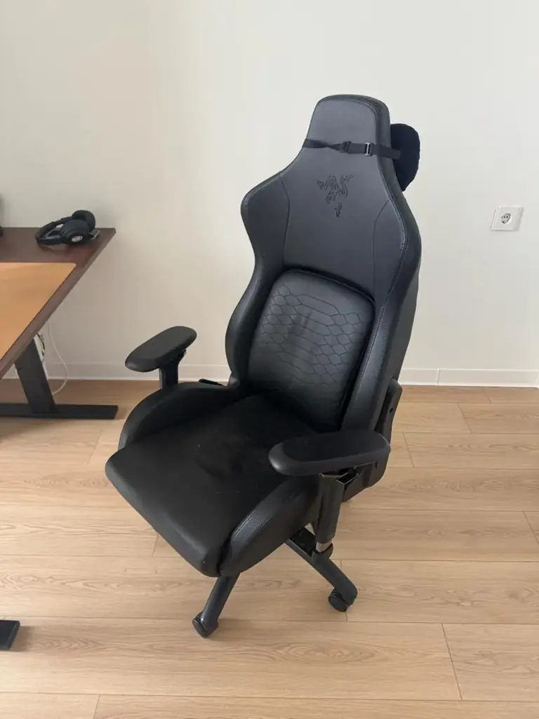 Кресло Razer Iskur V2 Black